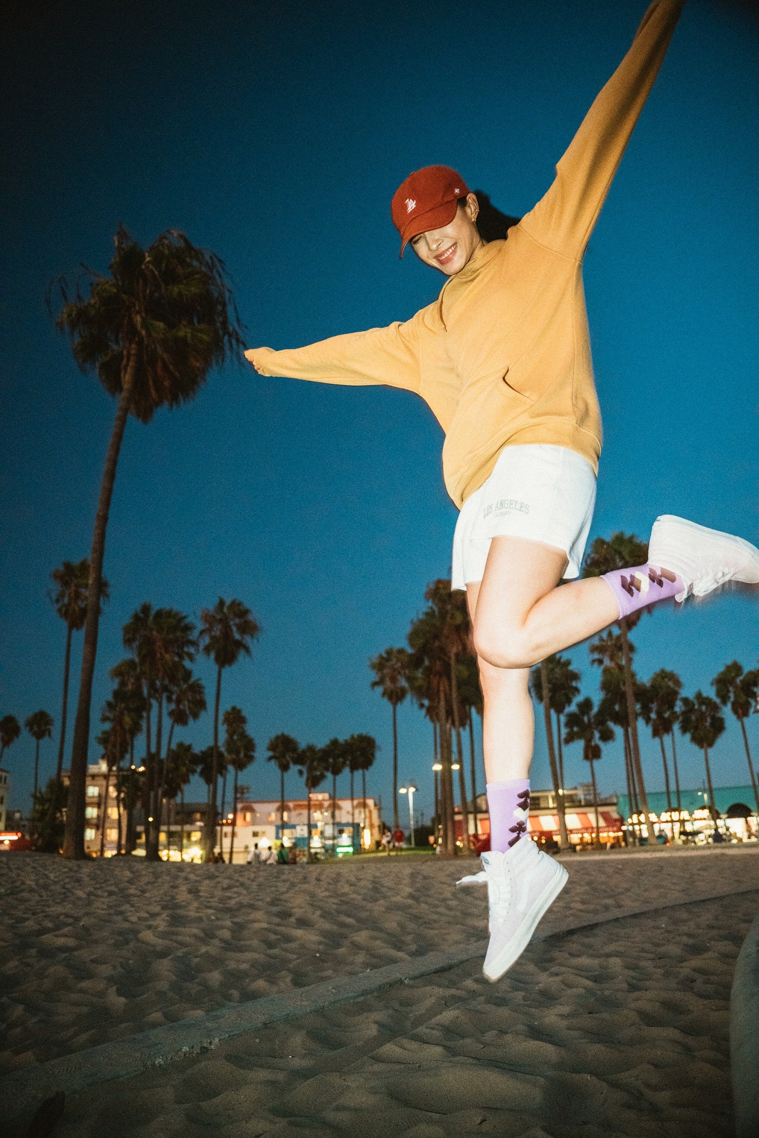 Plushell - Complimentary Standard Free Shipping