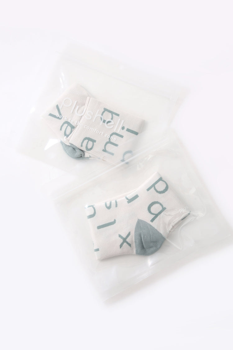 Alphabet | Socks - Plushell