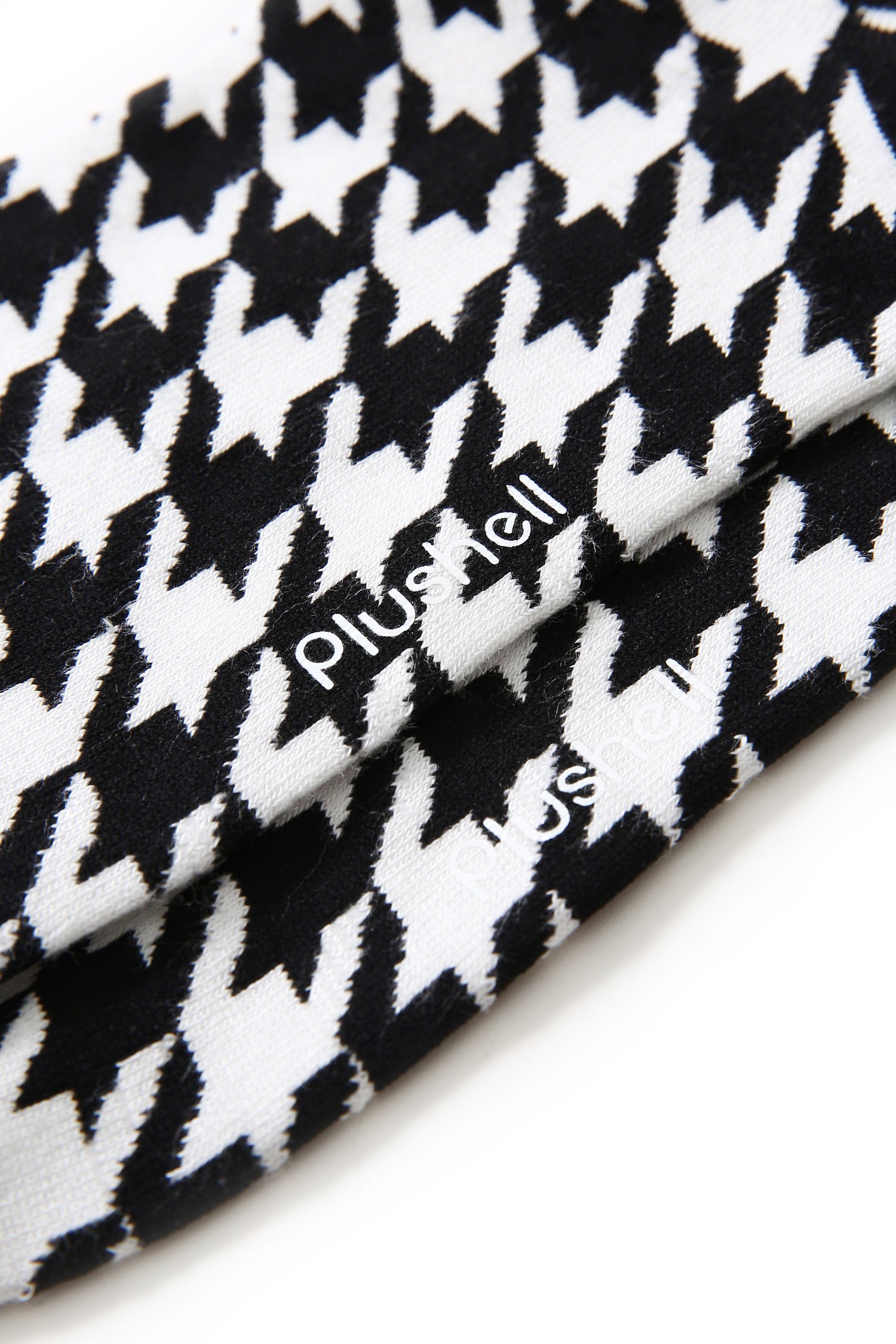 Houndstooth | Socks - Plushell